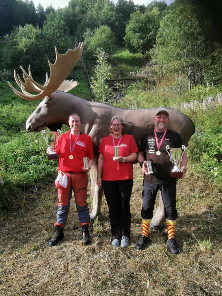 Janine Nordby (t.v.), Heidi Sørlie og Lars Marius Sørlie vant hvert sitt NM-gull i helgens konkurranse i 3D-skyting. .