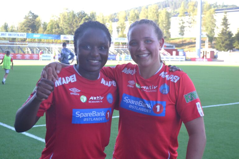 Marie-Claire Hirwa Sebazungu og Ingrid Hellerud Ihlebekk leverte to mål hver i KILs målfest mot Medkila søndag.