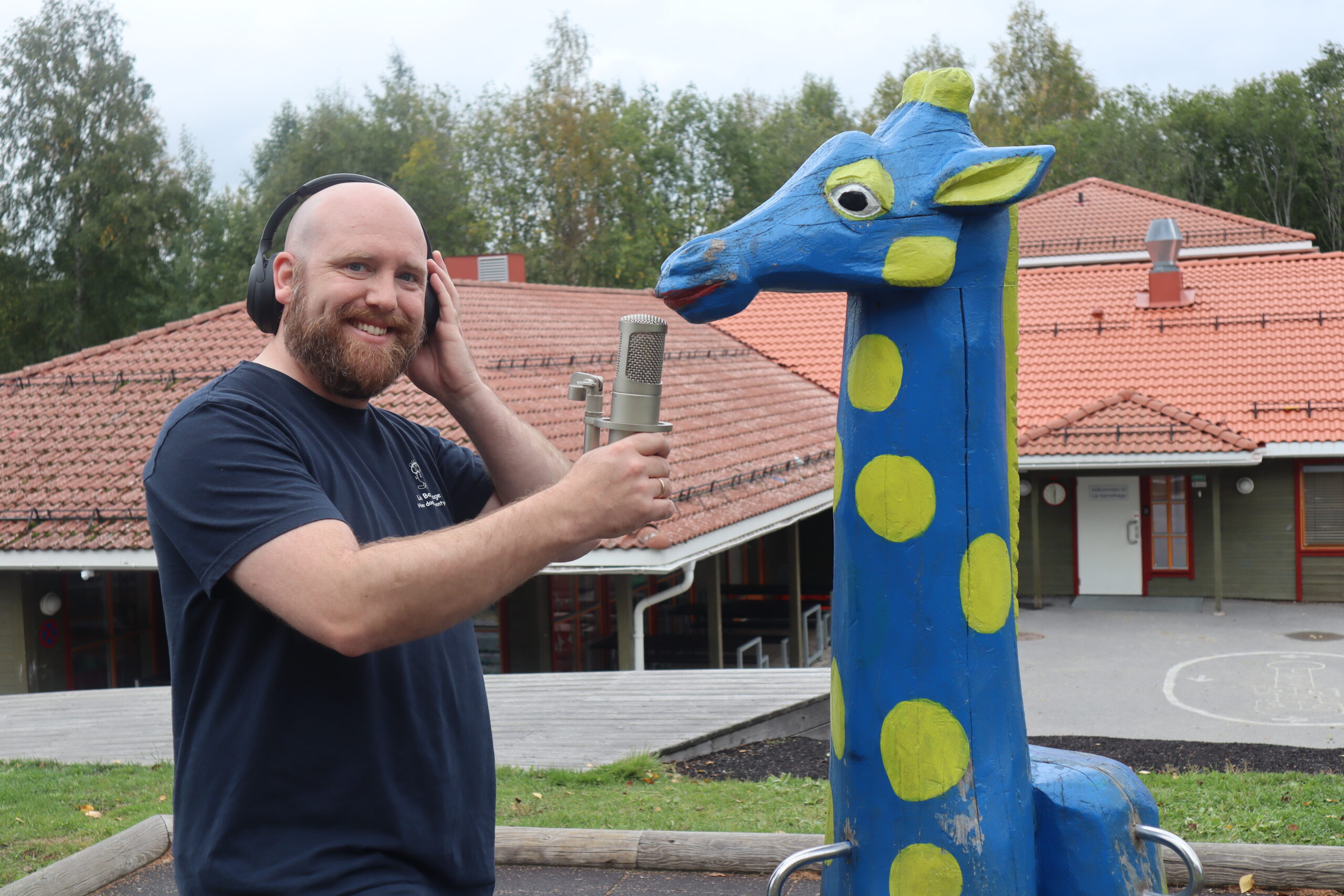 – Når du skal fortelle og formidle et eventyr, bør det være et eventyr du har et forhold til og som du er glad i selv, for å få fram sjela i det, sier Bekkelund.