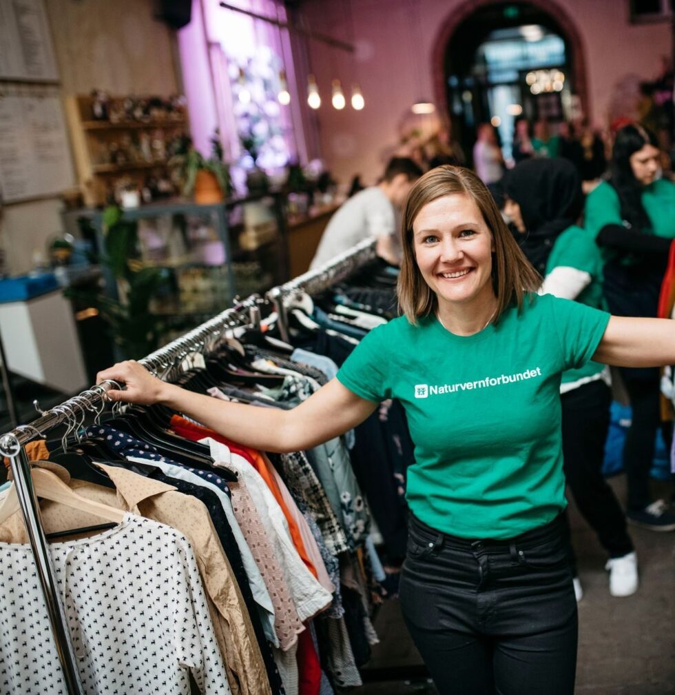 På klesbyttedagen kan både store og små fornye garderoben gratis og miljøvennlig. Bildet er fra en av Naturvernforbundets tidligere klesbyttedager.