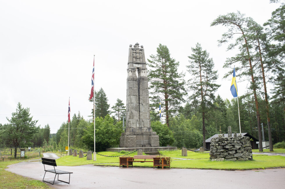 En større konferanse samler nær 200 deltakere fra Norge og Sverige for et samarbeid om å få flere unge tilbake i arbeid eller utdanning.