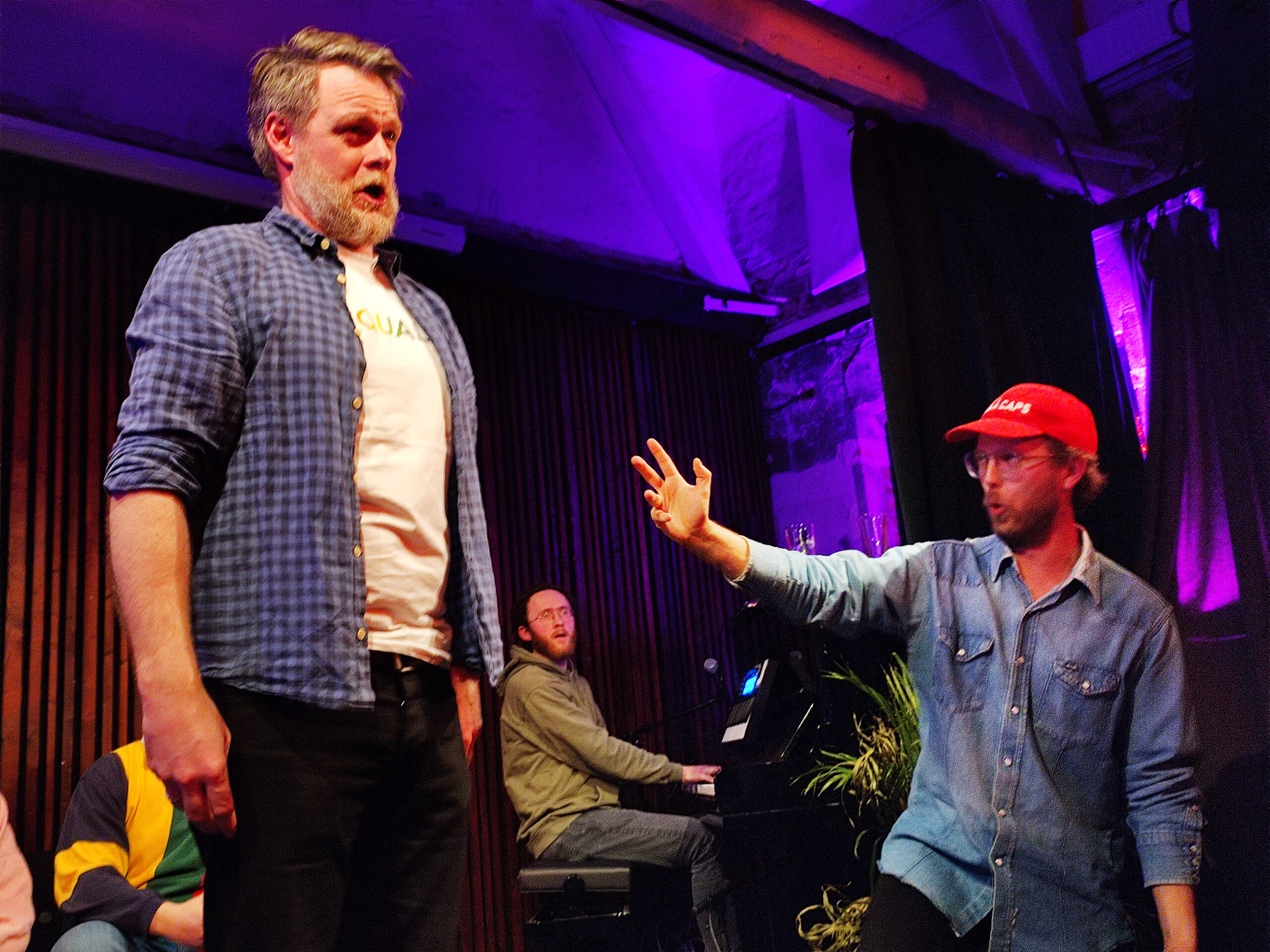 Blå Caps har spilt på en rekke scener i Oslo de siste årene, her fra Kulturhuset. F.v. Per Lunder, Martin Sternberg og Martin Høgberget.