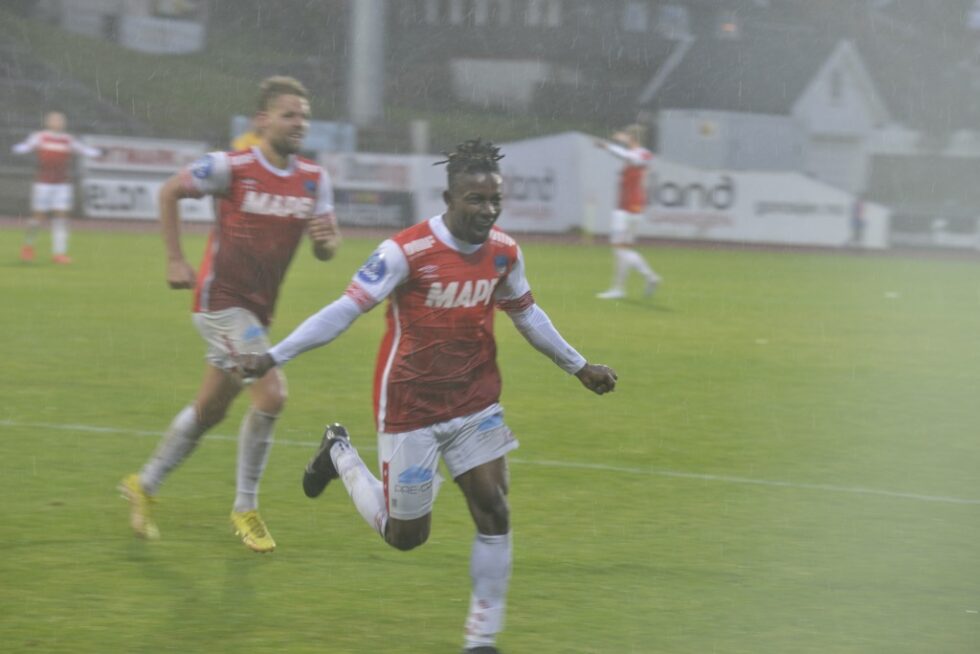 Eric Taylor hadde en god kamp, og banket inn spikeren i kista for KIL.