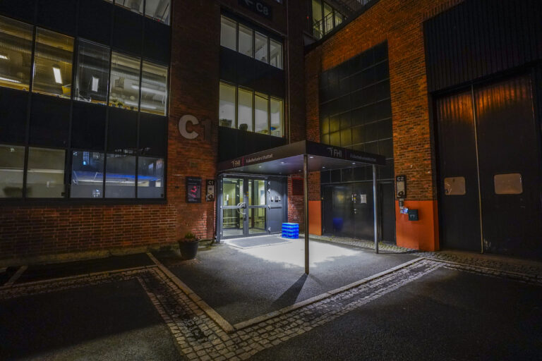 FHI venter en økning i influensa- og koronatilfeller utover vinteren.