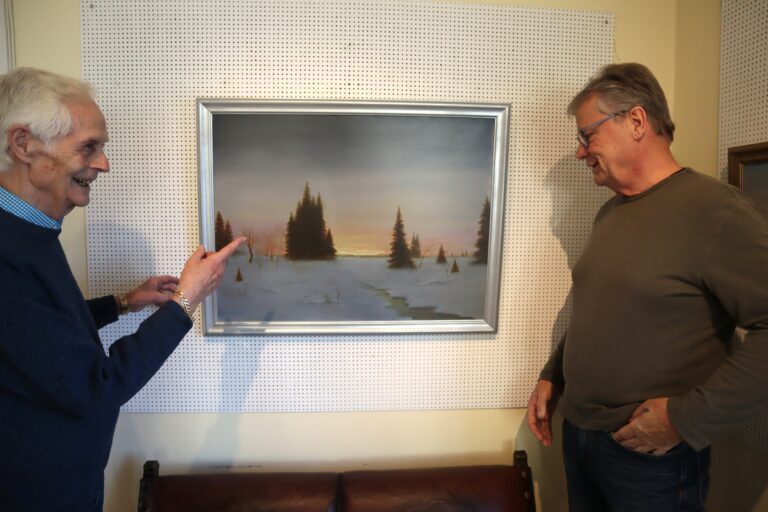 Ole Gunnar Tollhaug er spent før han igjen skal ha utstilling hos Galleri Asbjørn.