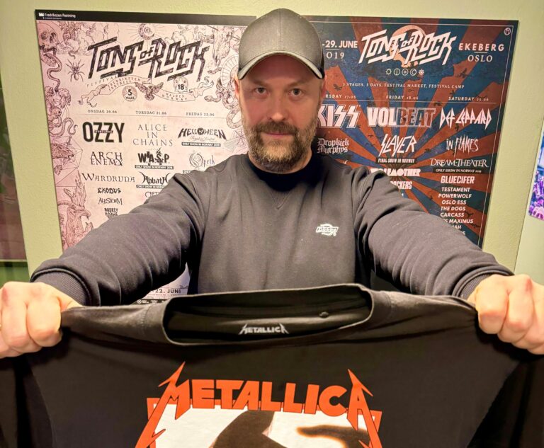 Sist gang Metallica var i Norge var i 2019 i Trondheim. Her fra konserten på samme turné i Telenor Arena i 2018. Neste år skal de spille på festivalen til Mads Martinsen.