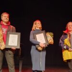 Det var full jubel for gjengen bak Demenskoret etter prisutdelingen.
