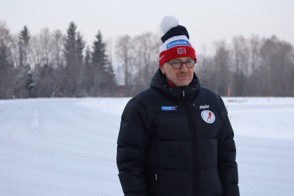 Nederlenderen Coen Hendriks har alltid likt å gå på skøyter, og er nå leder for Kongsvinger skøyteklubb.
