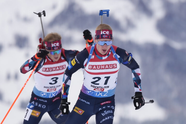 Johannes Thingnes Bø vant jaktstarten i Hochfilzen.