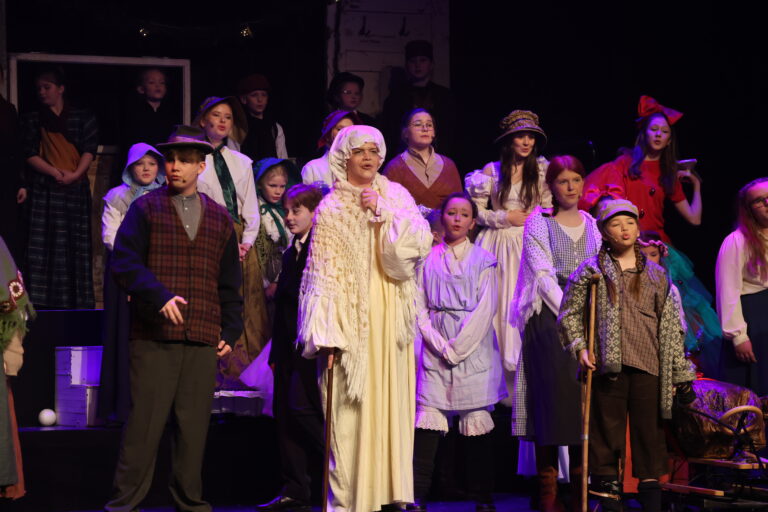 Ebenezer Scrooge- En julemusikal er årets juleforestilling fra Kulturskolen Scene U