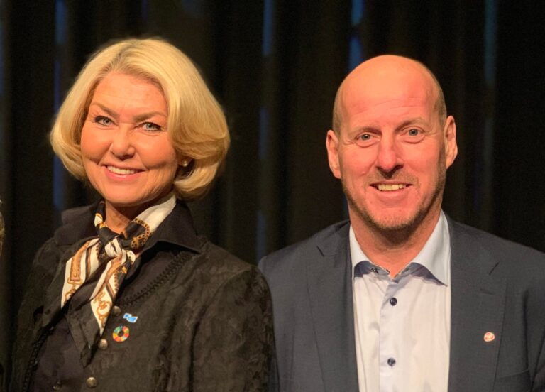 Fylkesvaraordfører Hanne Alstrup Velure og fylkesordfører Thomas Breen.