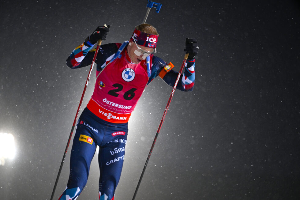 Johannes Thingnes Bø gikk inn til andreplass under fredagens sprintrenn.