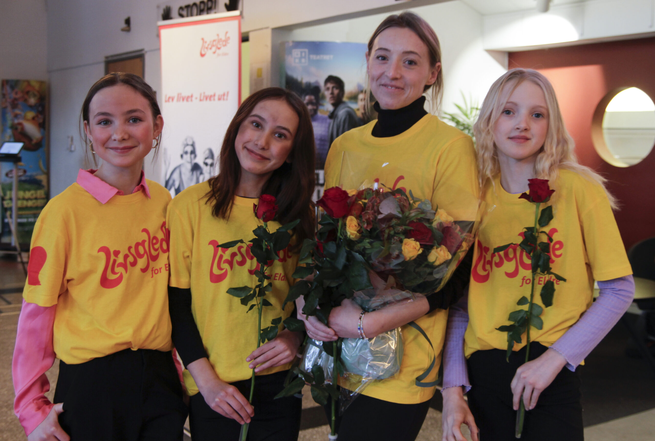 En stolt Montessori-gjeng (f..v.): Olivia B. Johannesen, Liva Holme Bjørnnes, Stine Moltzau Skårer og Liv Aline Moltzau Skårer. Liva har også vært med på å utforme koreografien til Heksedans.