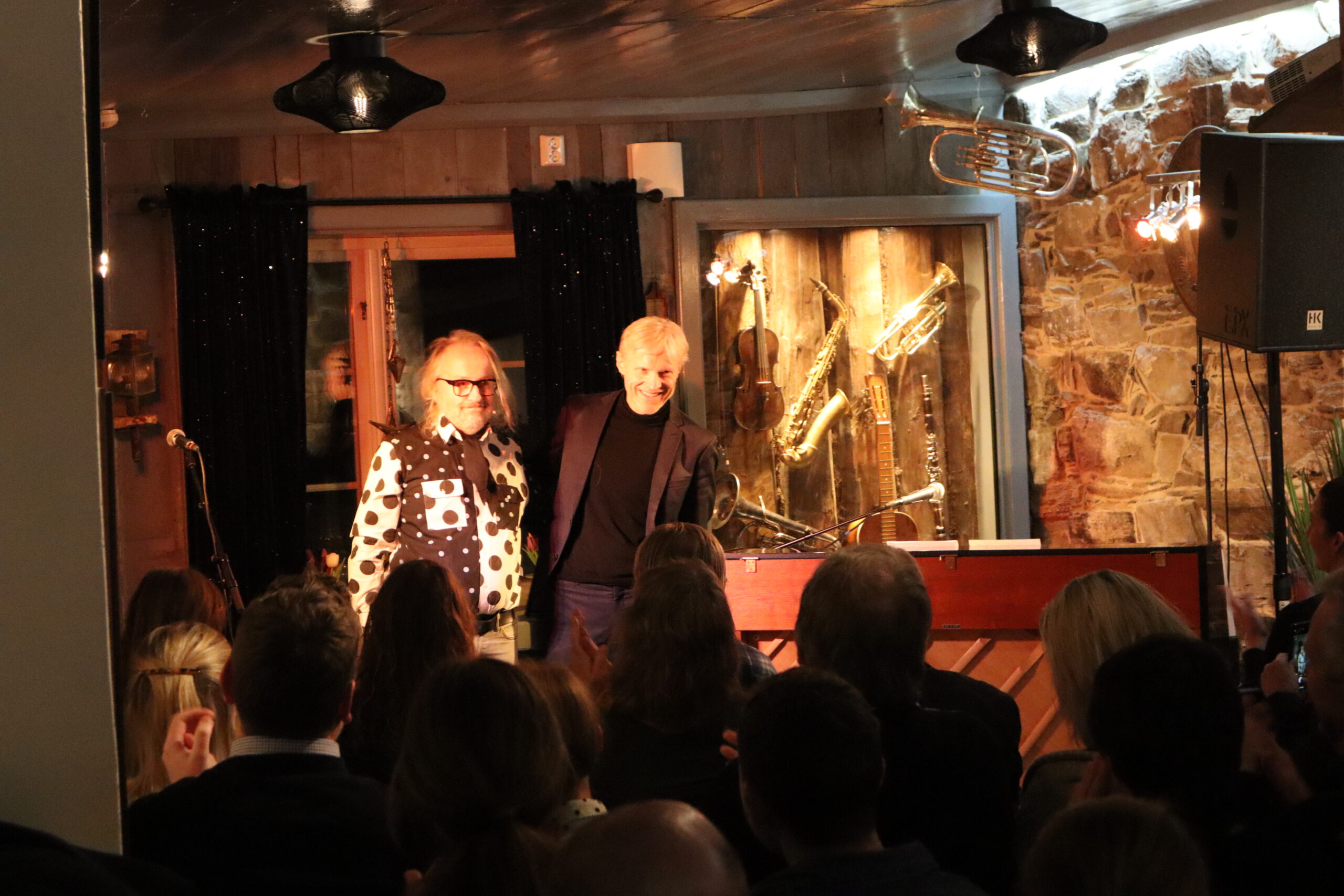 – Det er selvfølgelig kjempegøy at det ble to utsolgte konserter, og vi har absolutt kost oss, sa duoen etter konserten.