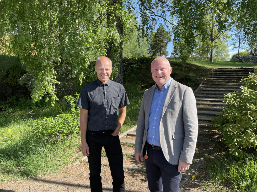 Kommunikasjonen mellom kommunalsjef Rune Lund (t.v.) og kommunedirektør Lars Andreas Uglem sviktet da det ble kjent at hotellutbyggerne ikke ønsket å gå videre med hotellplanene.