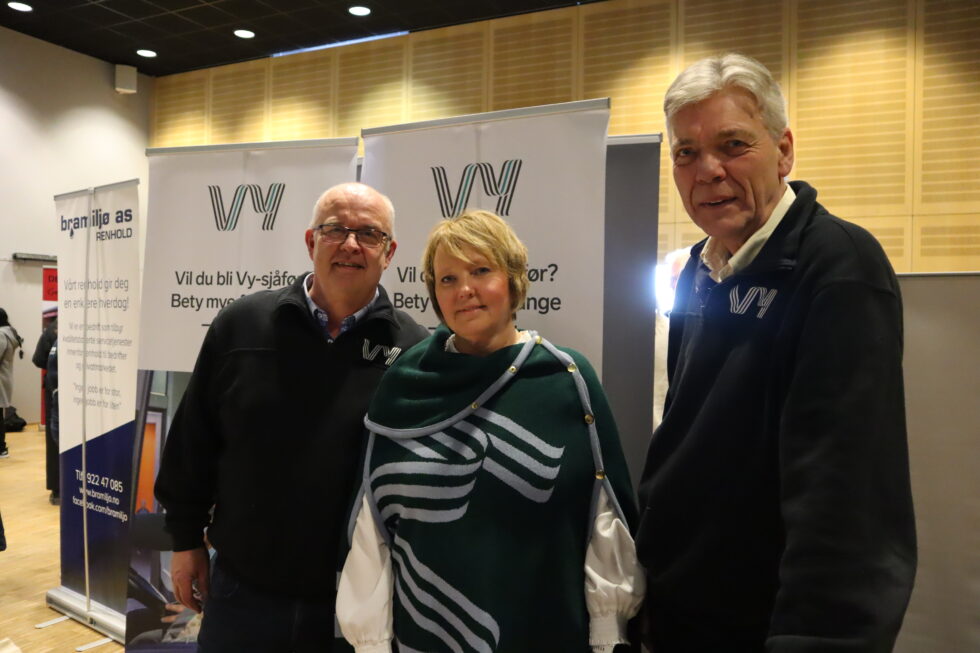 Arild Nylend, Toini Einarsen og Børre Christian Hansen var på plass for å representere Vy Buss.