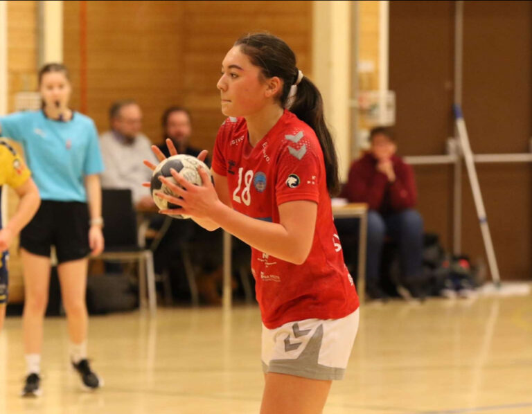 Thea Dyrhol Slenes bidro sterkt i kampen mot Lillestrøm. Likevel ble det tap for KIL håndball denne gangen.