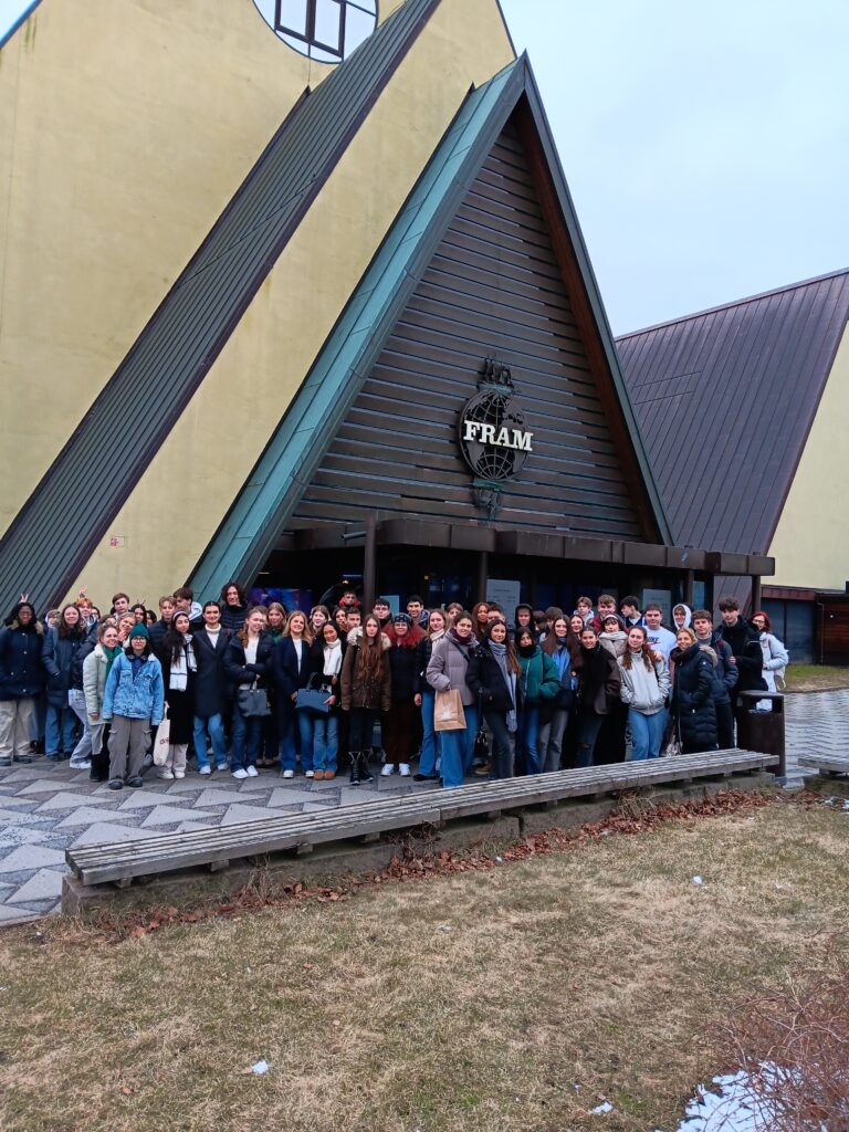 Alle elevene var på ekskursjon til Oslo på tirsdag, og besøkte Fram-museet og Kon-Tiki-museet.