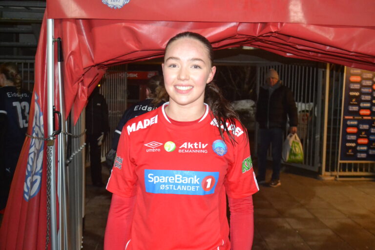 Aurora Skjelbreid Ellingsen scoret fem mål da KIL J19 tok seg til første runde i NM.
