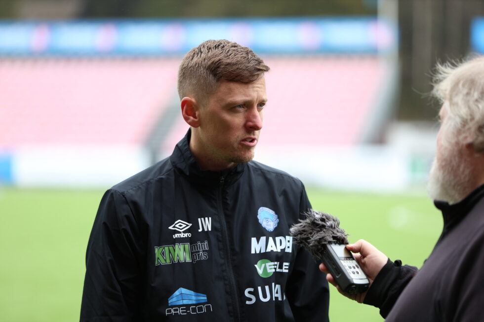 KIL-trener Johan Wennberg er klar for sin første fulle sesong som hovedtrener, og ser frem til sesongstart når de tar imot Ranheim mandag.