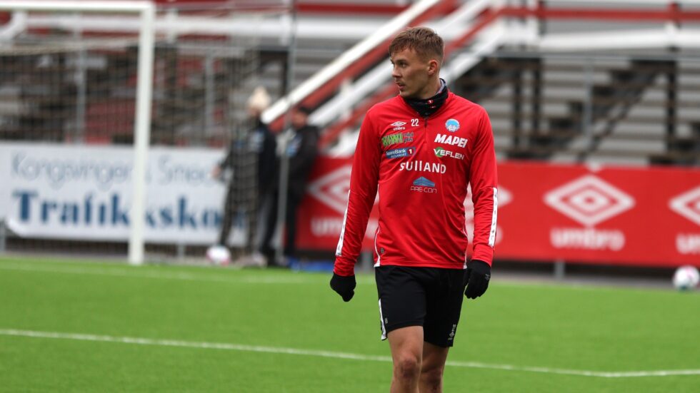 Basert på treninger og treningskamper kan det se ut som Ludvig Langrekken skal starte i en mer defensiv rolle enn hva vi har sett i tidligere sesonger.