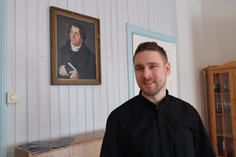 Magnus L. Jansvik er klar for nye erfaringer som sykehusprest.