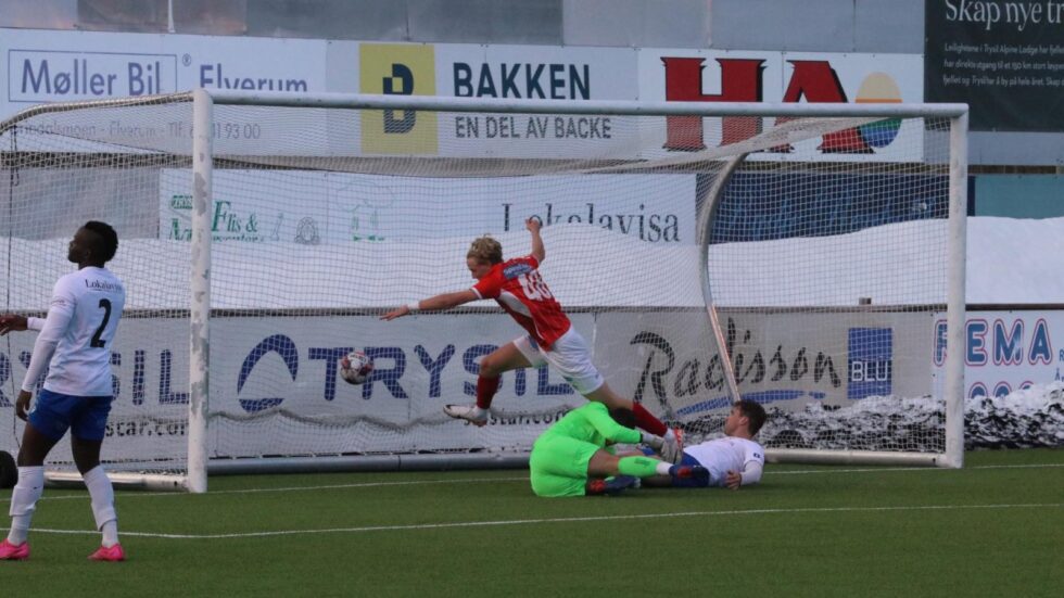 Kongsvinger-gutten Albert Sandstad satt to skåringer for KIL i sin deby for A-laget.