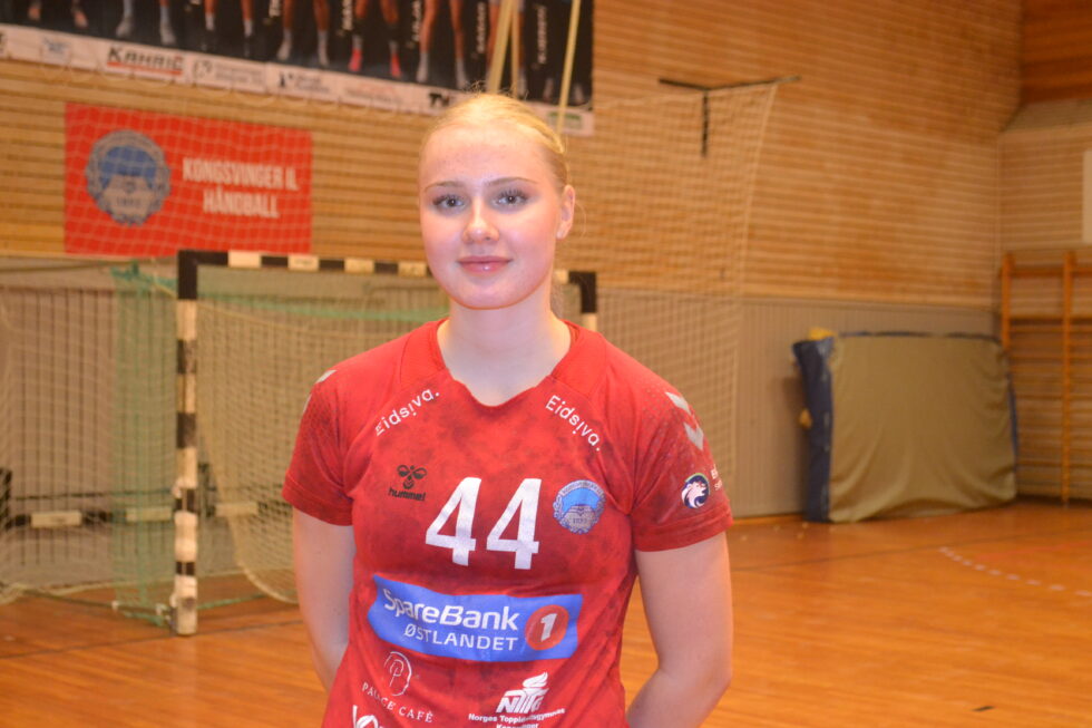 Mali Halldorsson som til daglig spiller for KIL Håndball, deltar på det norske ungdomslandslagets samling i Ungarn.