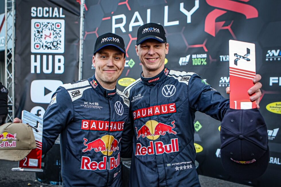 Ole Christian Veiby kjørte inn til en andreplass under helgens åpning i RallyX.