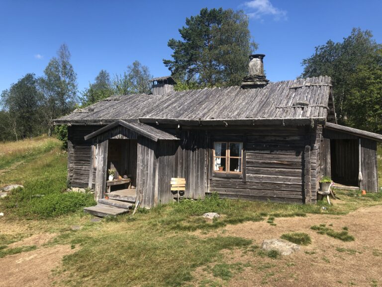 Ritamaki er et populært stoppested for mange som går 7-toprsrunden. I sommer vil det ikke være mulig å kjøpe seg kaffe og vafler på den gamle finnegården.