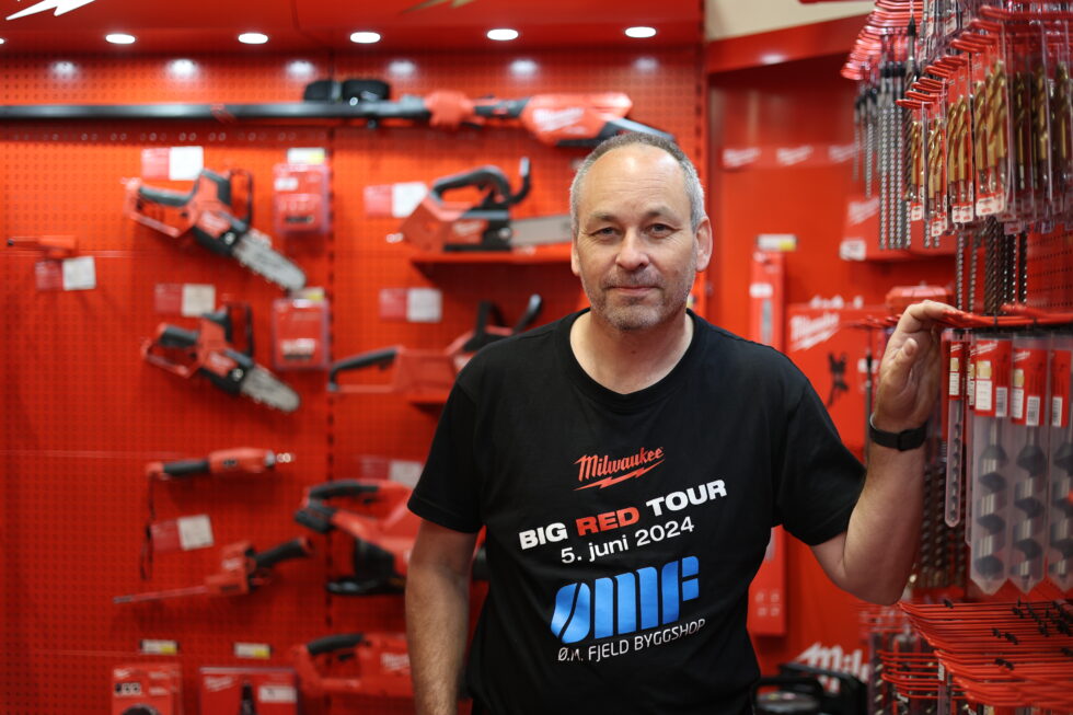 Ronny Stokkebekk går inn i en ny rolle som daglig leder hos Ø.M. Fjeld Byggshop.