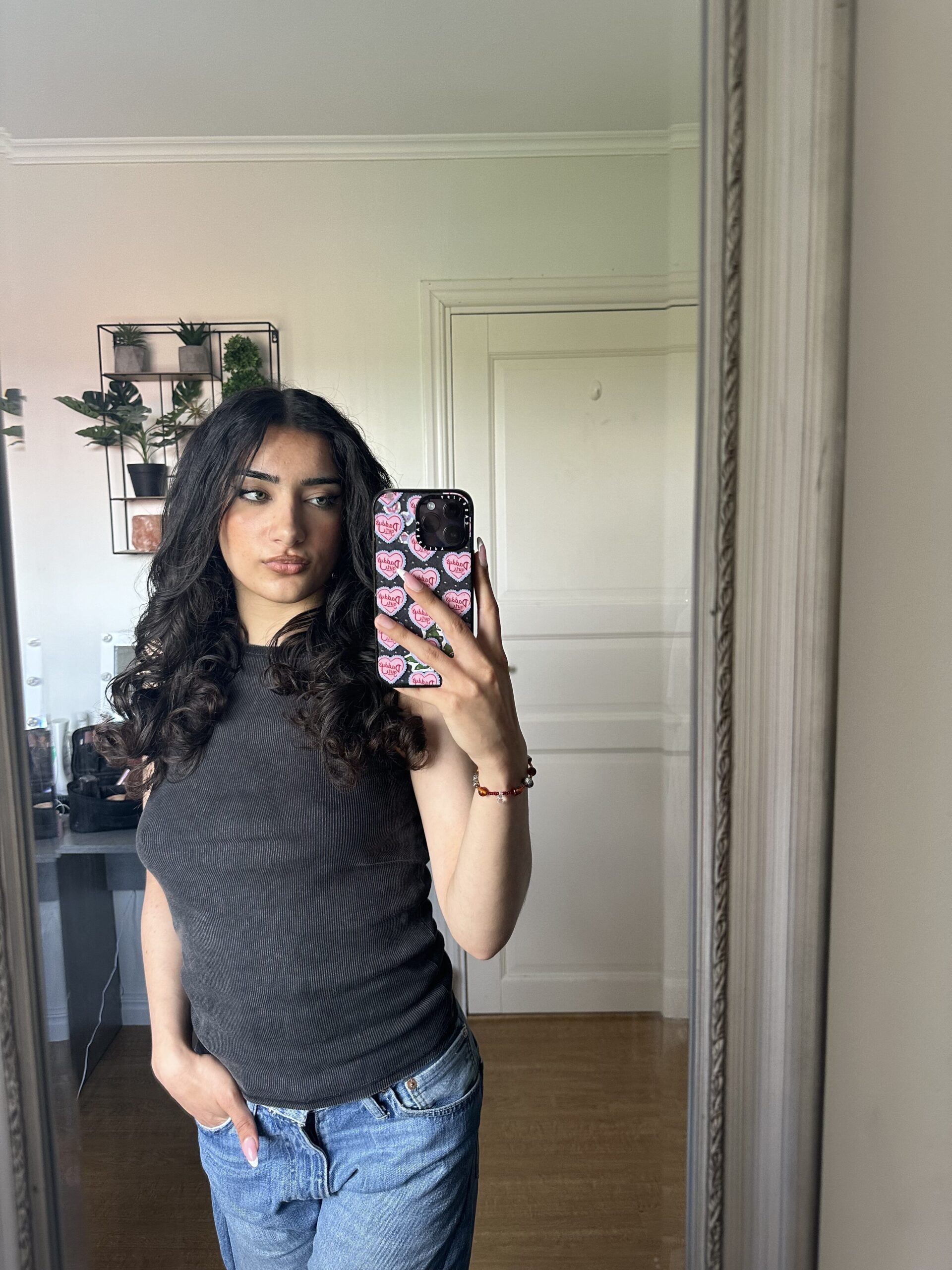 Roxana Ariabod er leder for studentforeningen i Kongsvinger. Hun og resten av styret i studentforeningen ble meget glad for at Myrvold tok kontakt.