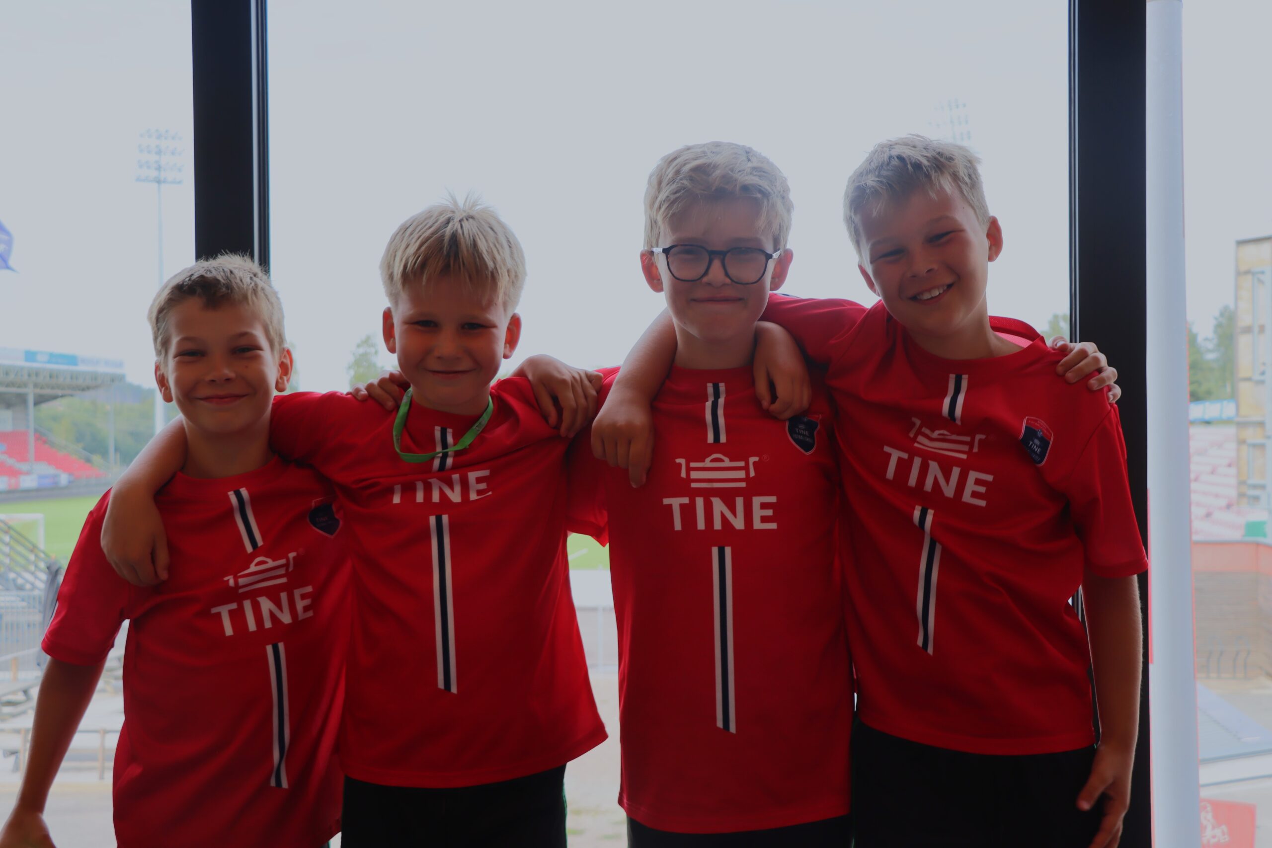 Ola Raabe (10) (f.v.), Marius L&oslash;seth (11), Kasper Bruce (11) og Henrik Svanteson (10).