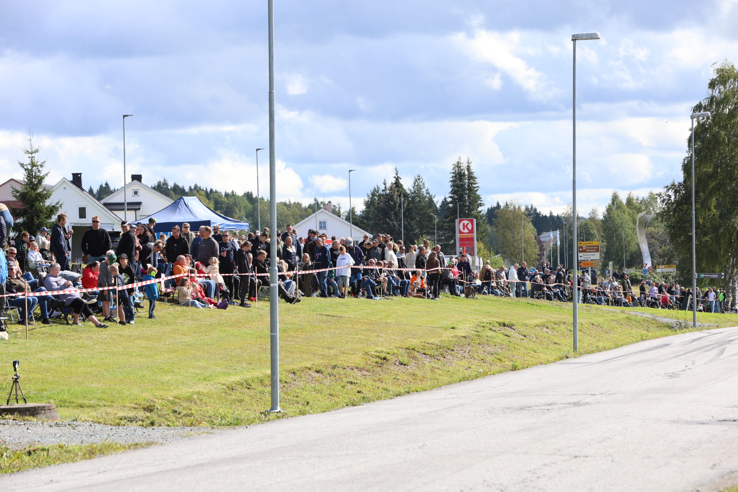 Langs hele Langeland var folk samlet til &aring; f&oslash;lge med p&aring; sprintrally.