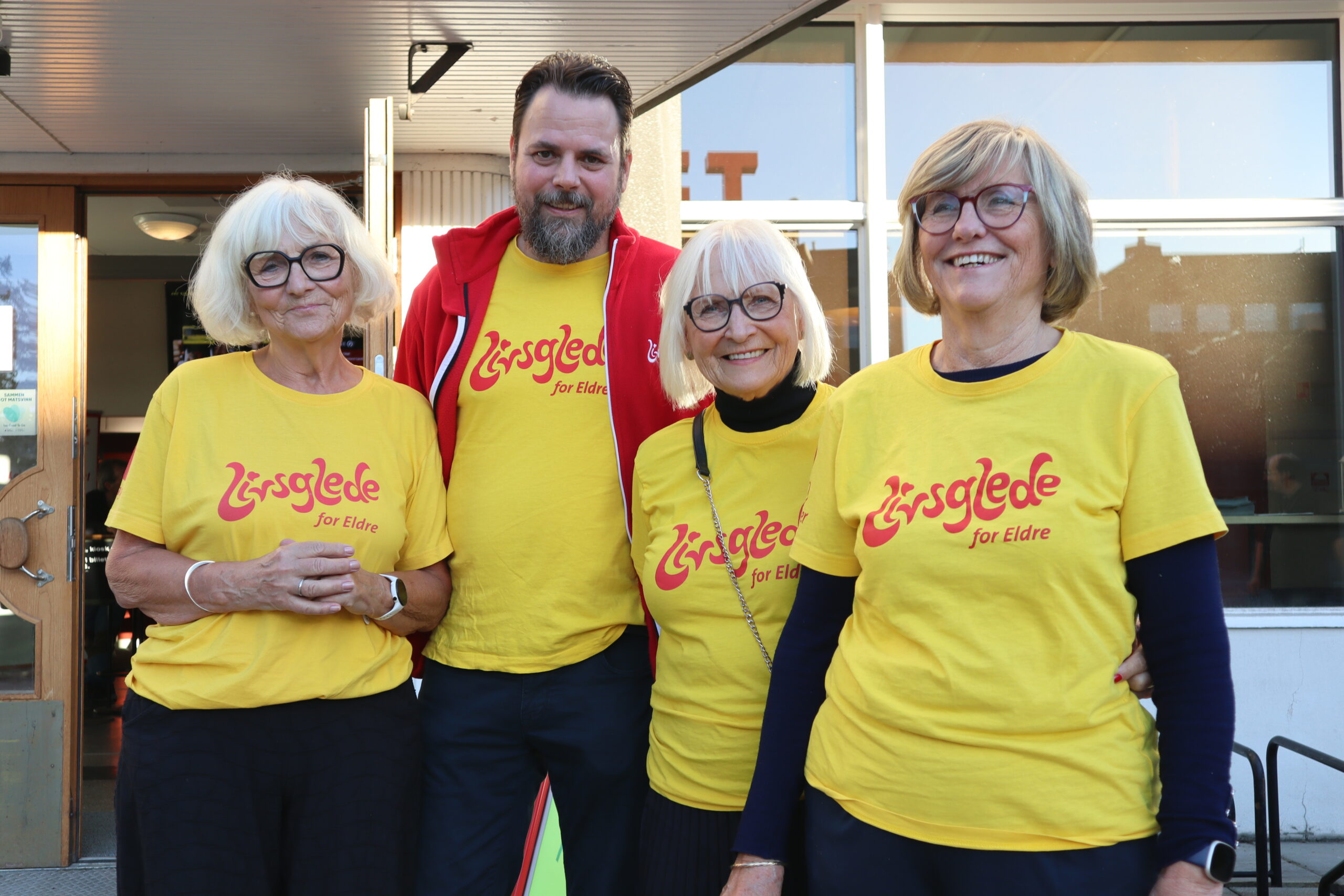 Livsglede for eldre glimtet til med nok et arrangement under Livsglede-uka for eldre. Fra venstre: Anne H&oslash;stad With, Sverre Wold, Reidun Hagerud og Hildegard Bangsund.