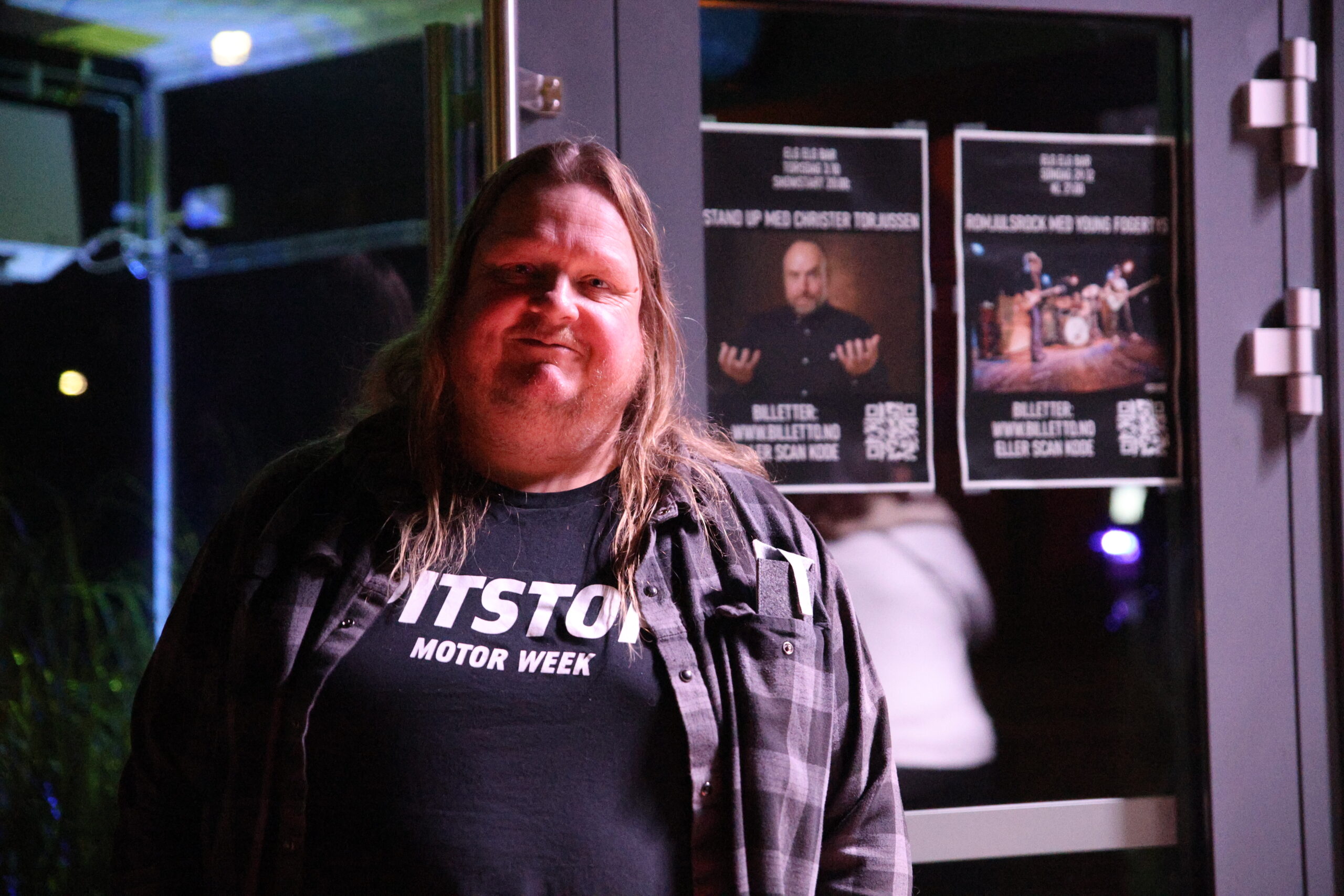 Stian Fossum gleder seg til fortsettelsen med standup kvelder fremover.