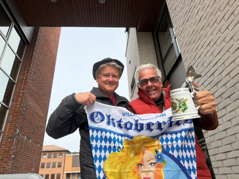 God stemning og mye folk da Oktoberfesten ble arrangert i fjor. På lørdag er det nye muligheter.