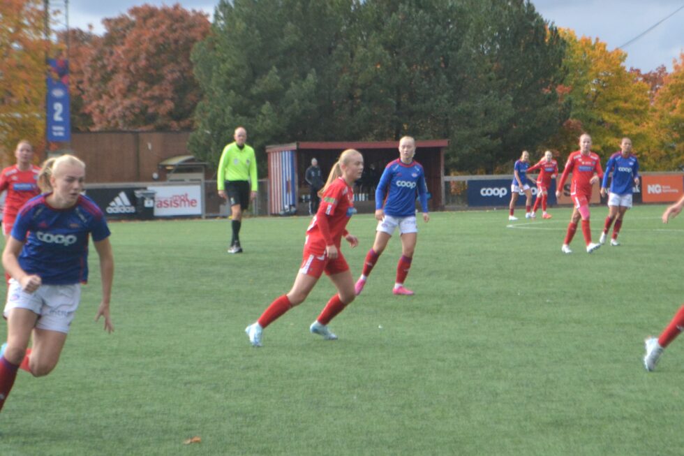Fanny Bruserud Rønnemyr trodde at hun hadde startet det som skulle bli en komfortabel KIL seier da hun ga laget ledelsen 1-0 i første omgang.