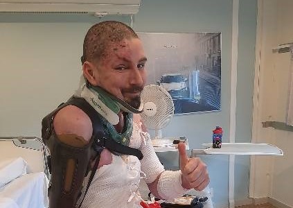 Her er Marius Riverud på rehabilitering på Nordås i Østfold åtte måneder etter bilulykken i 2020.