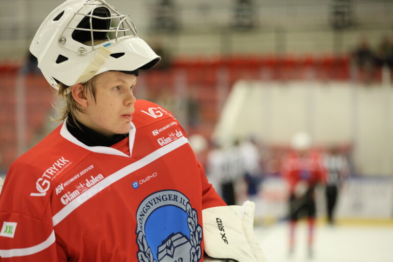 Oliver Norgren reddet 51 av 52 skudd i ordinær tid, men det holdt ikke til seier.