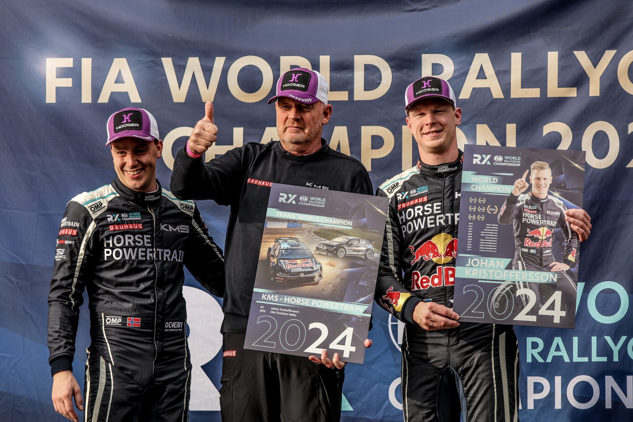 Ole Christian Veiby (t.v.) med teamsjef Tommy Kristoffersson og Verdensmester i rallycross Johan Kristoffersson.