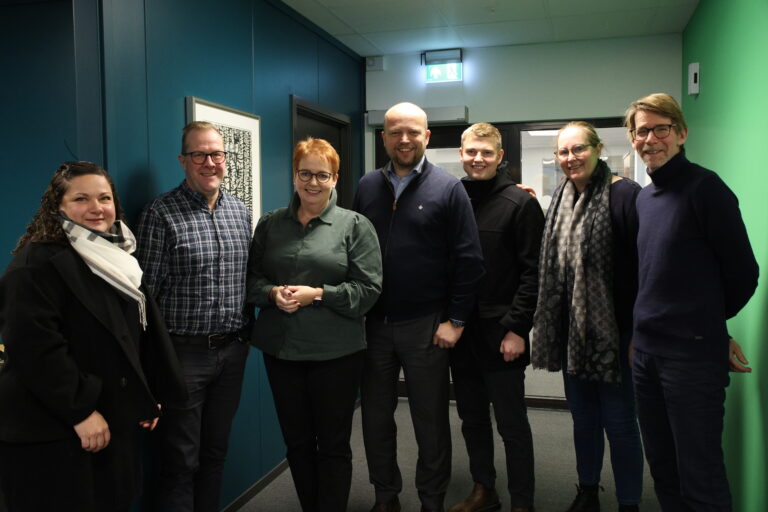 De fortsetter kampen for at Kongsvinger skal bli eget studiested. Stortingsrepresentant Margrethe Haar (Sp), daglig leder ved Høgskolesenteret Vegard Herlyng, ordfører Elin Såheim Bjørkli (Ap), finansminister Trygve Slagsvold Vedum (Sp) politisk rådgiver Erlend Nytrøen (Sp) stortingsrepresentant Lise Selnes (Ap) og daglig leder i Klosser Innovasjon Lars Gillund.