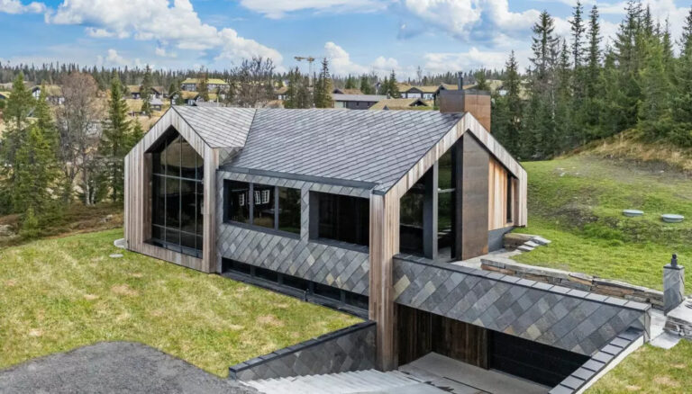 Familien Nordnes fra Kongsvinger har solgt denne hytta for en rekordpris sammen med en eiendomsutvikler.