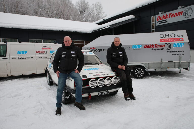 Anders Hagen (t.v.) og Ole Henry Olsen gleder seg til å stå på startstreken i årets Sigdalsrally.