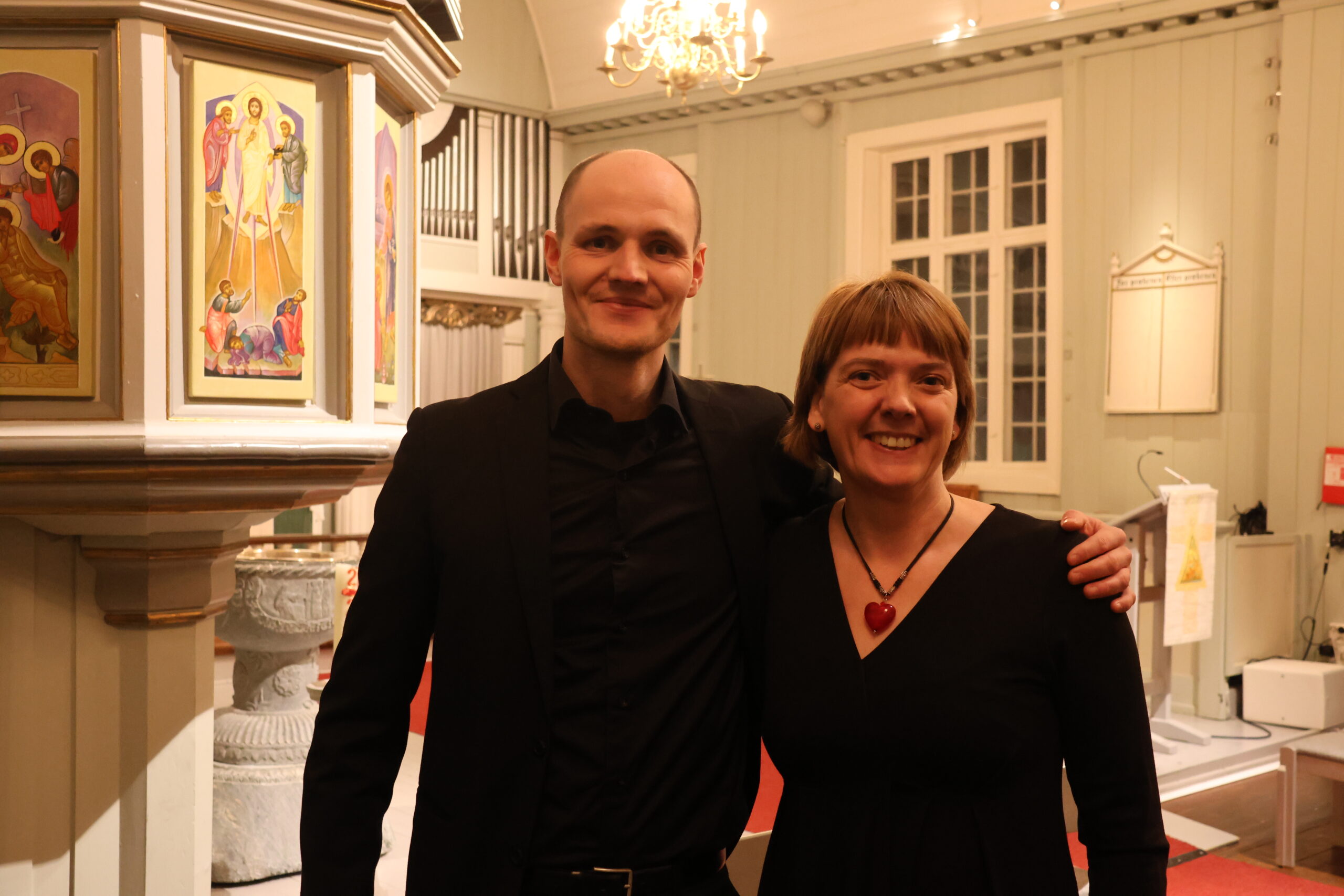 Trym Ramlo Ystad, dirigent for Kongsvinger Blanda Kor og Solveig Hem Sørli, dirigent for Vestmarka Sangkor, fortalte etter konserten at begge korene gjerne tar imot flere medlemmer.