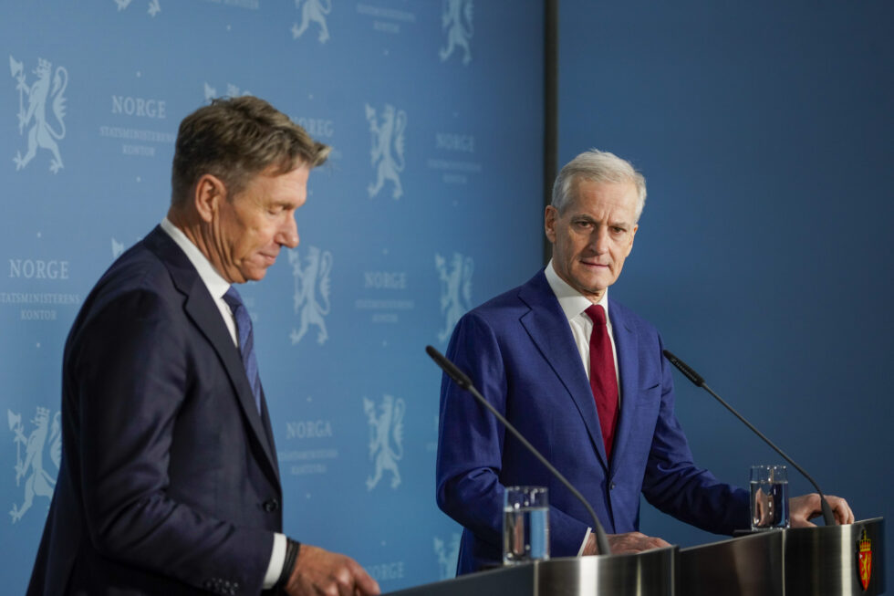 Statsminister Jonas Gahr Støre (Ap) og energiminister Terje Aasland (Ap) holder pressekonferanse om strøm på Statsministerens kontor.