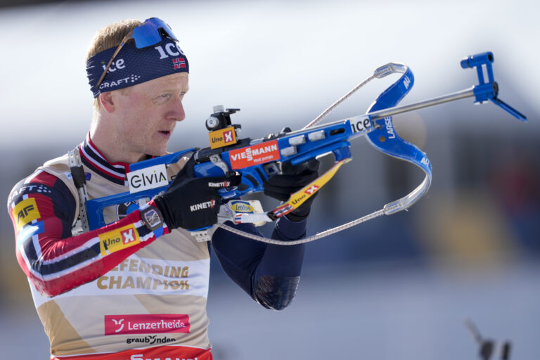Johannes Thingnes Bø var aldri med i gullkampen på dagens 20 kilometer i VM. Han endte på en 20. plass.