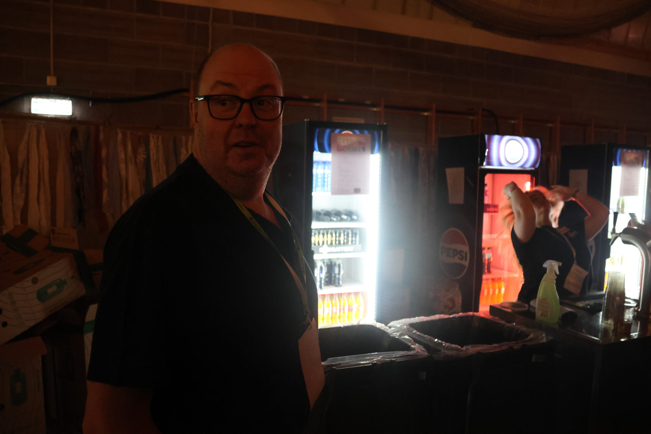 Lars Bråten var en av mange frivillige på festivalen.4. og 5. juli arrangerer han Brandvalfestivalen.
