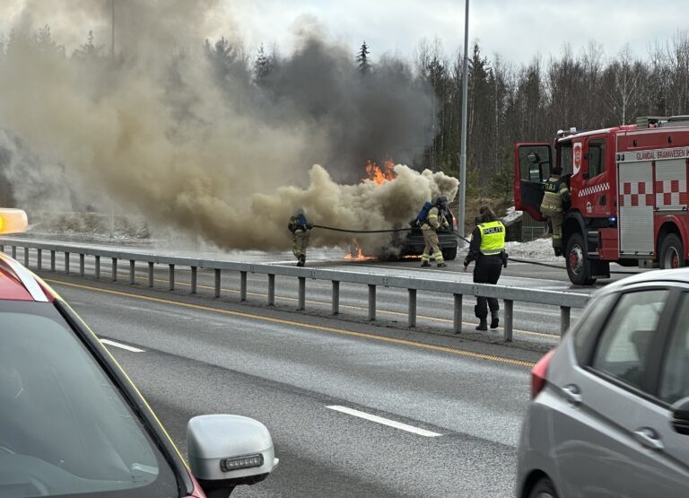 Bilbrannen skjedde før avkjøringen til Galterud