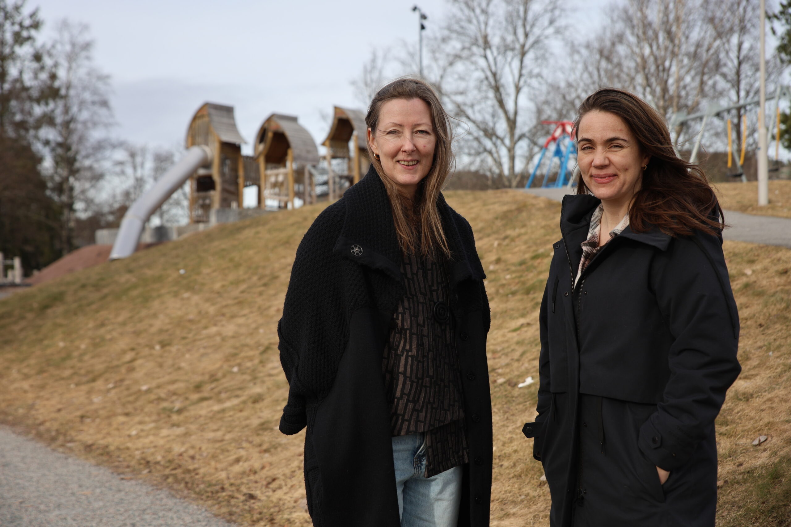 By og arealplanlegger Jenni Sandnes og rådgiver for miljø og samfunn Lone Kjersheim er begge arkitekter i Kongsvinger kommune. De skal jobbe med å få oppgradert Byparken.